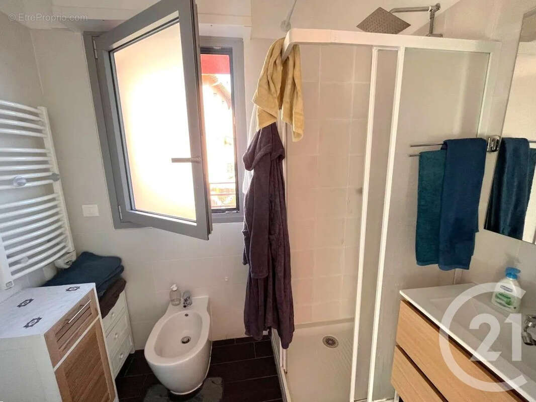 Appartement à ROQUEBRUNE-CAP-MARTIN