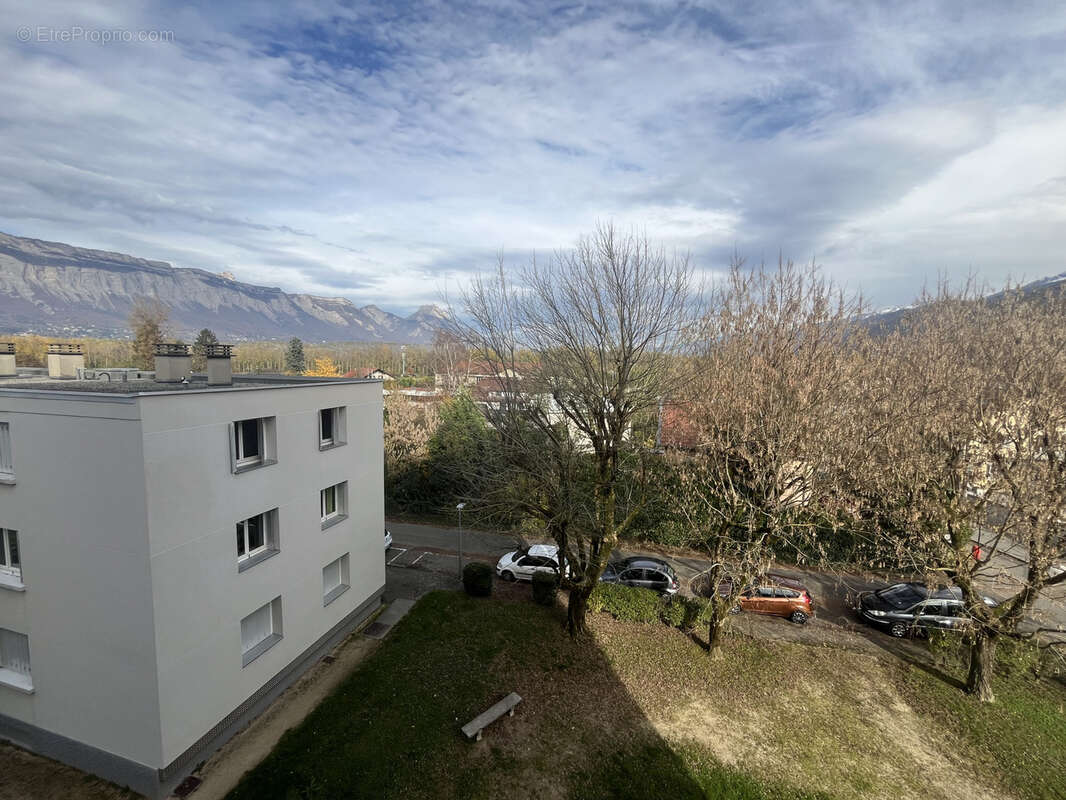 Appartement à GIERES