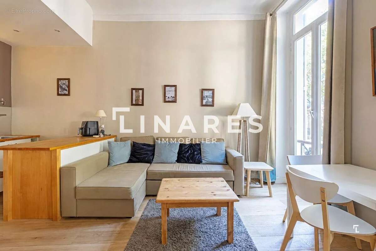 LE CENT LIBÉRATION - Appartement T2 de 48m² - Cave - 13004 Cinq Avenues - photo 5