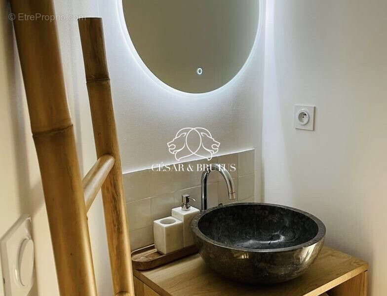 Appartement à LYON-6E