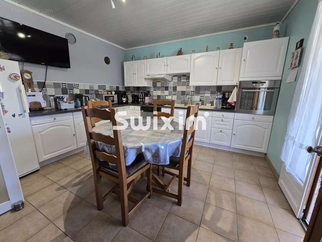 Maison à SAINT-MARTIN-EN-BRESSE