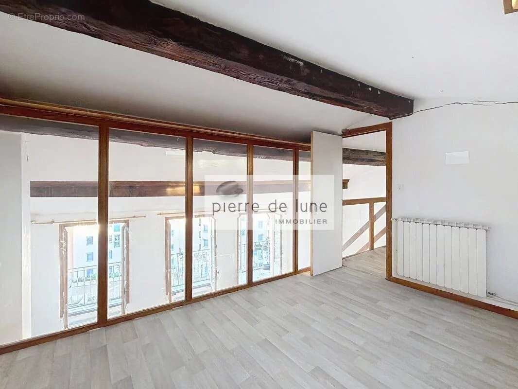 Appartement à LYON-1E