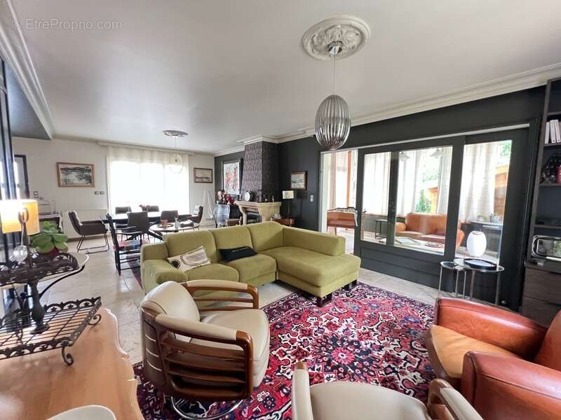 Maison à CHAUFFAILLES