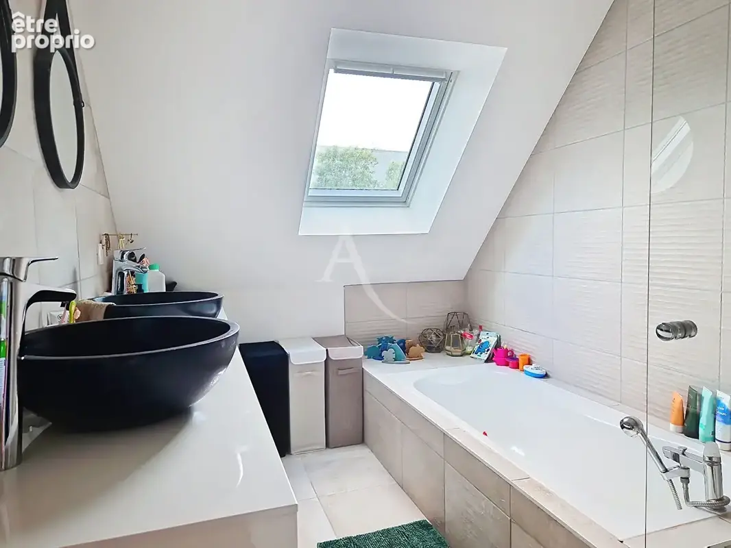 Maison Saint Barthelemy D'Anjou 5 pièce(s) 100 m2 - photo 6