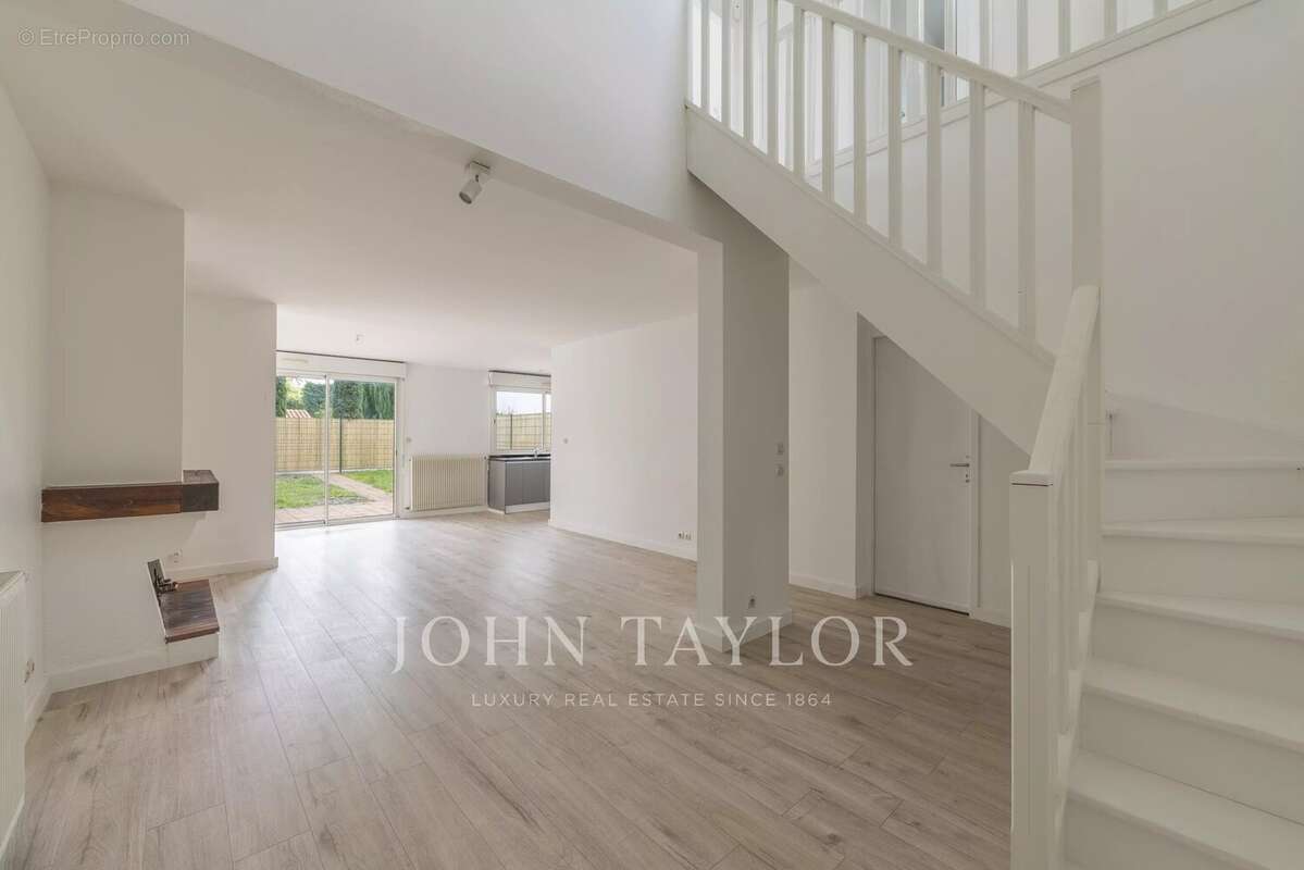 Maison à LE BOUSCAT