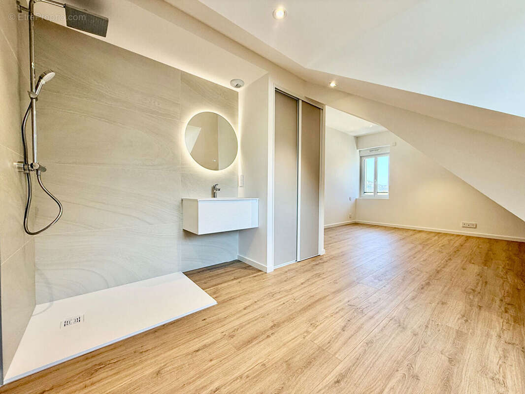 Appartement à DOUSSARD