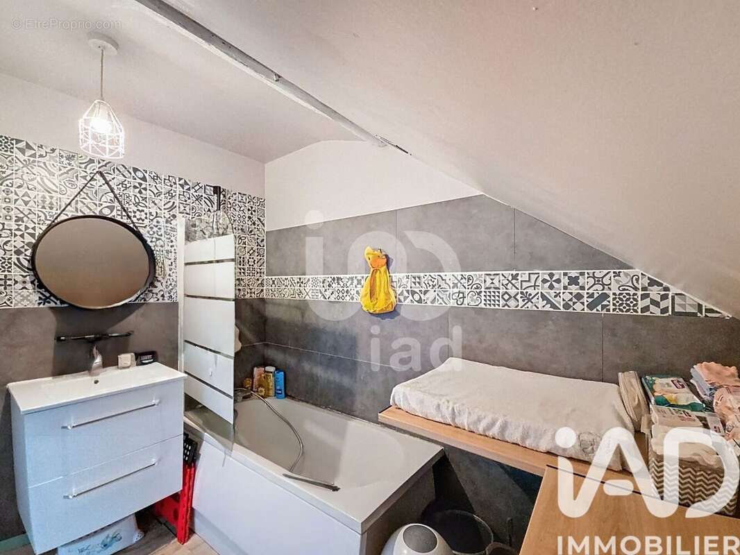 Photo 5 - Maison à MEHUN-SUR-YEVRE