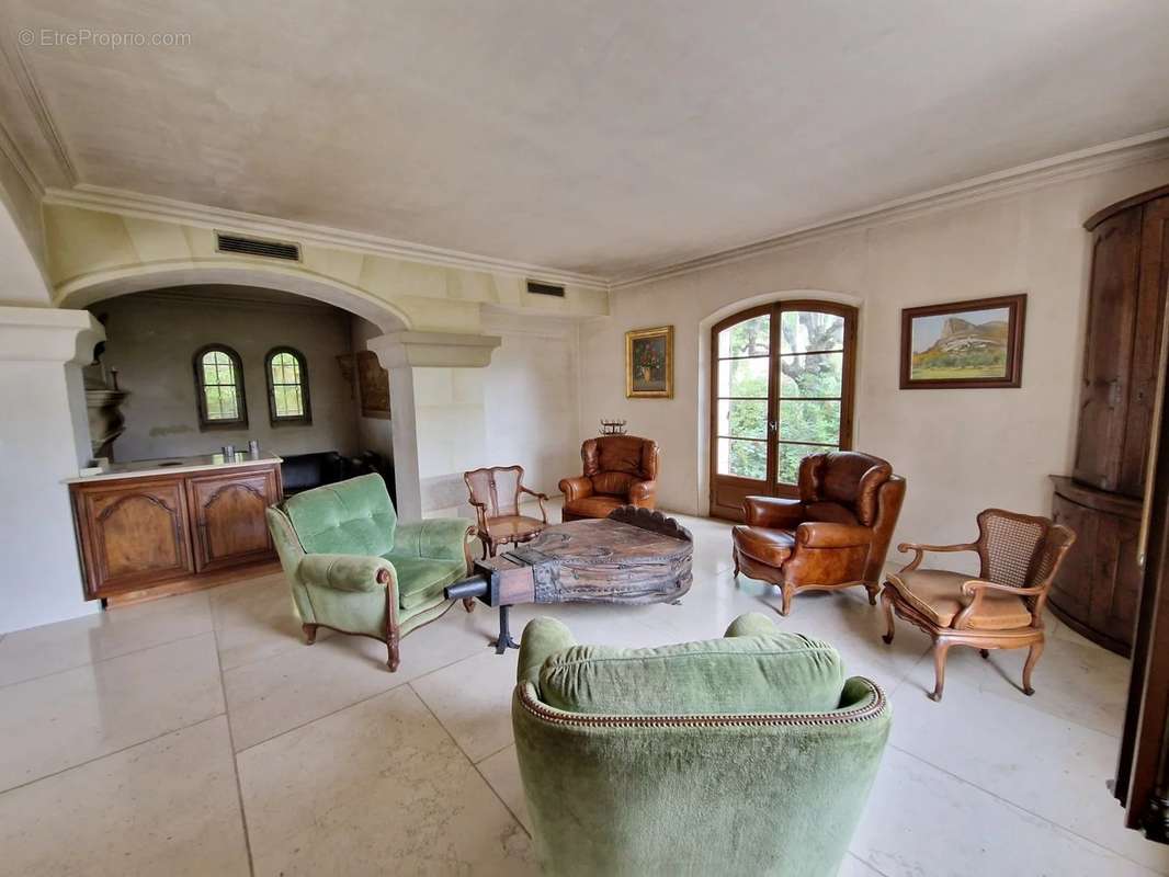 Maison à SAINT-JEANNET