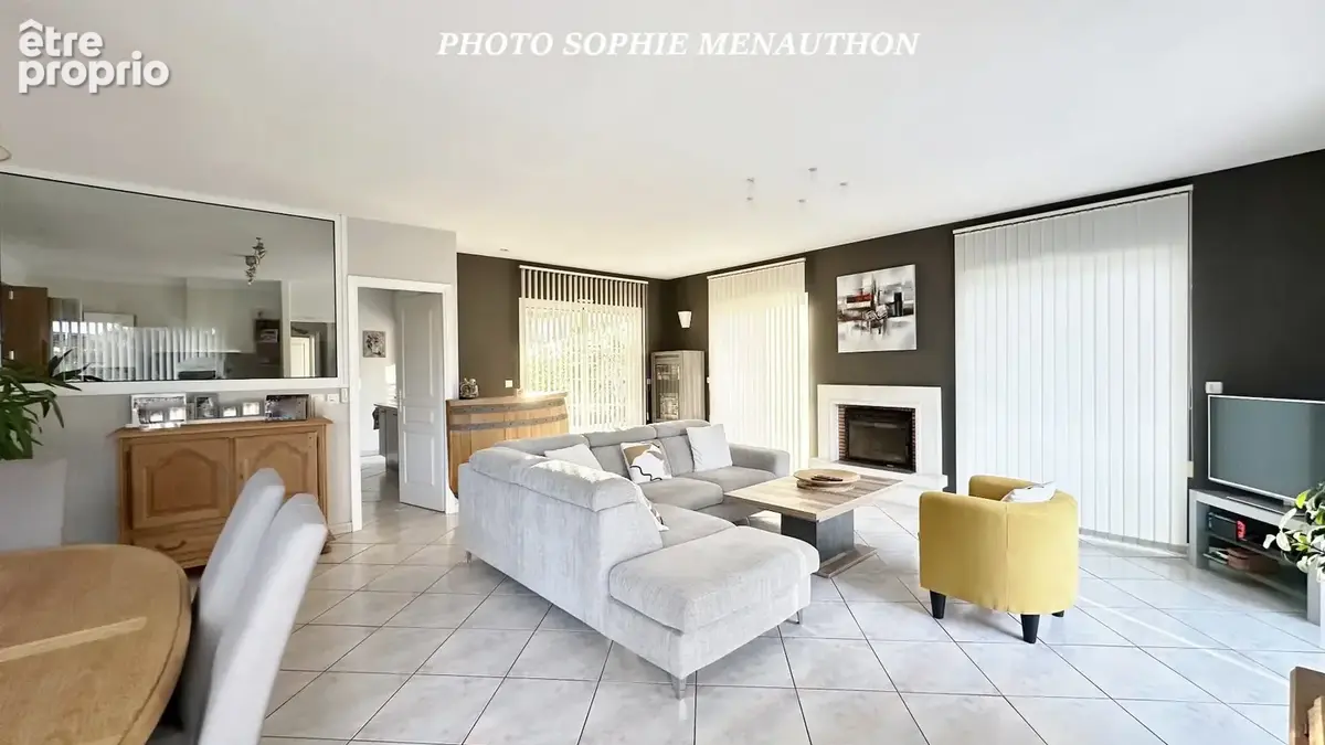 Maison contemporaine de type t5 de 173 m2  + garage de 40 m2 sur terrain de 4059 m2 - photo 3