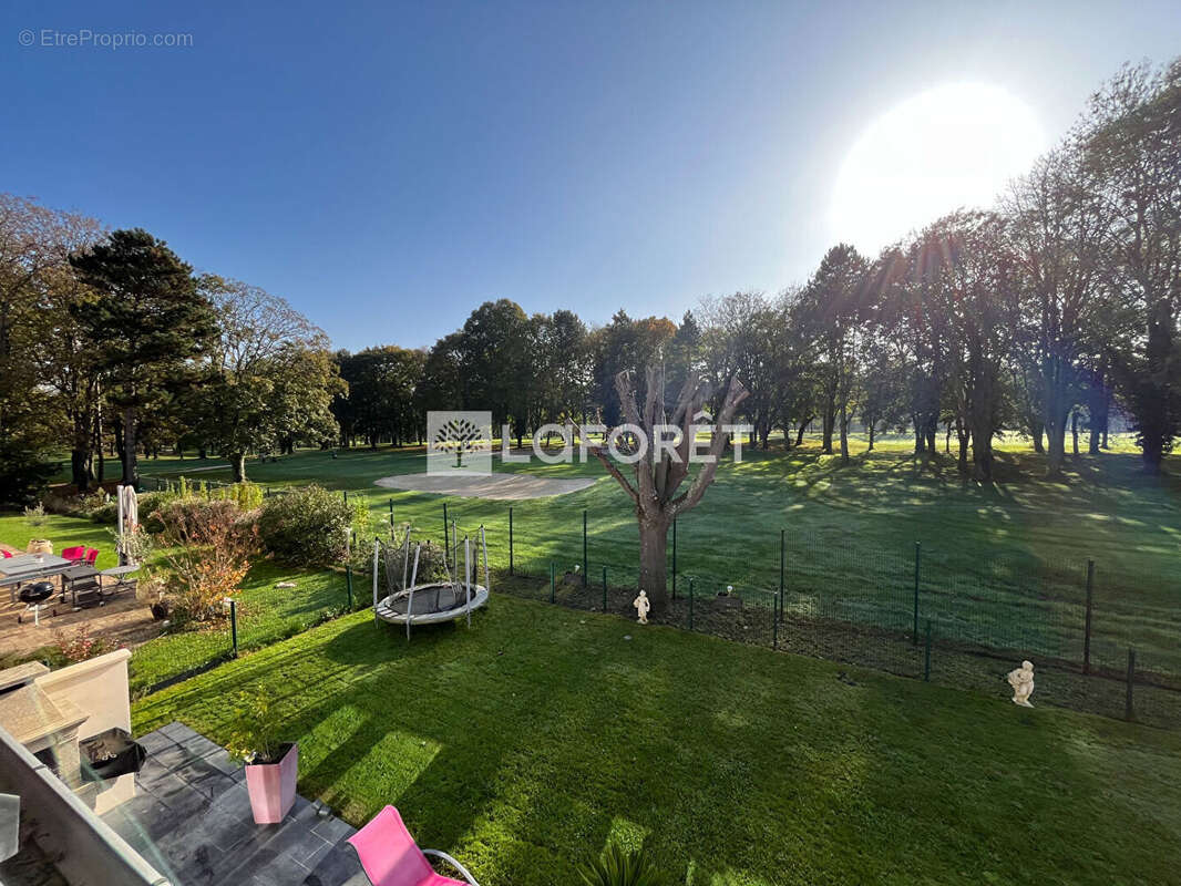Maison à ORMESSON-SUR-MARNE