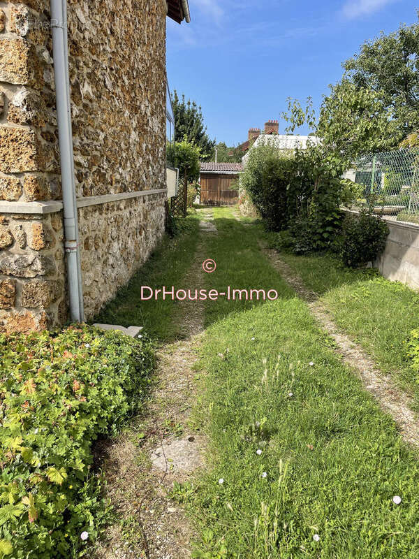 Maison à VILLIERS-SUR-ORGE