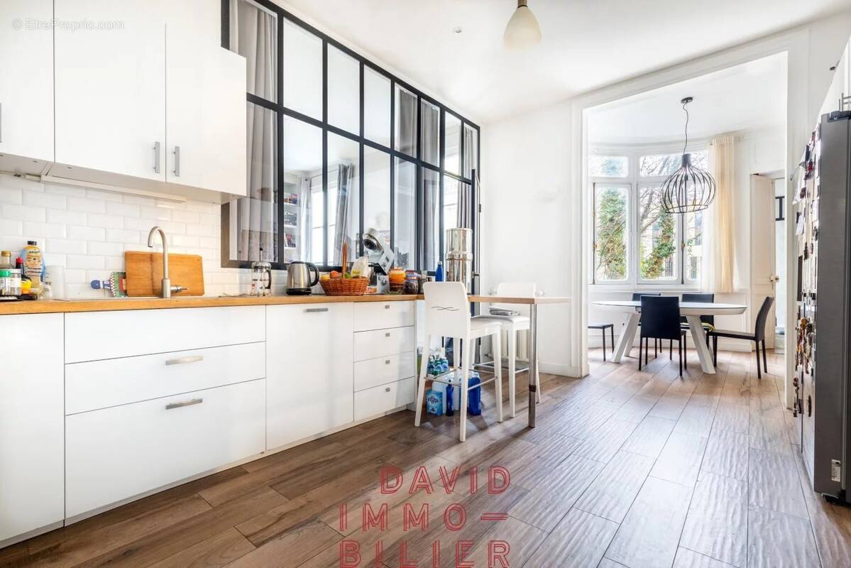 Appartement à PARIS-9E