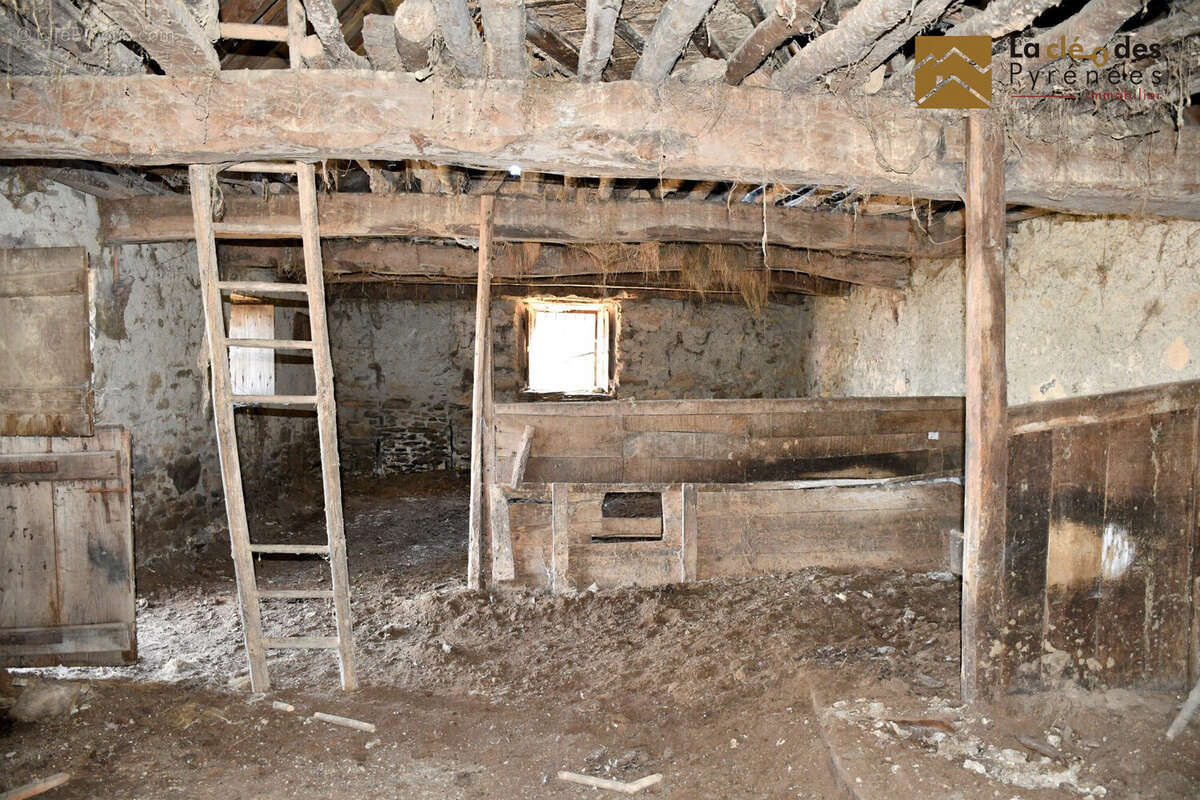 Maison à BERBERUST-LIAS