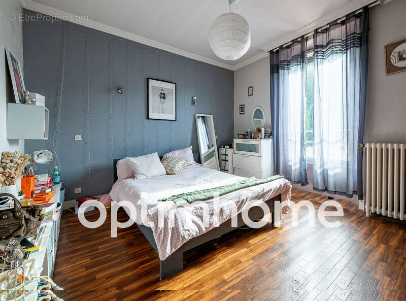 Maison à MORET-SUR-LOING