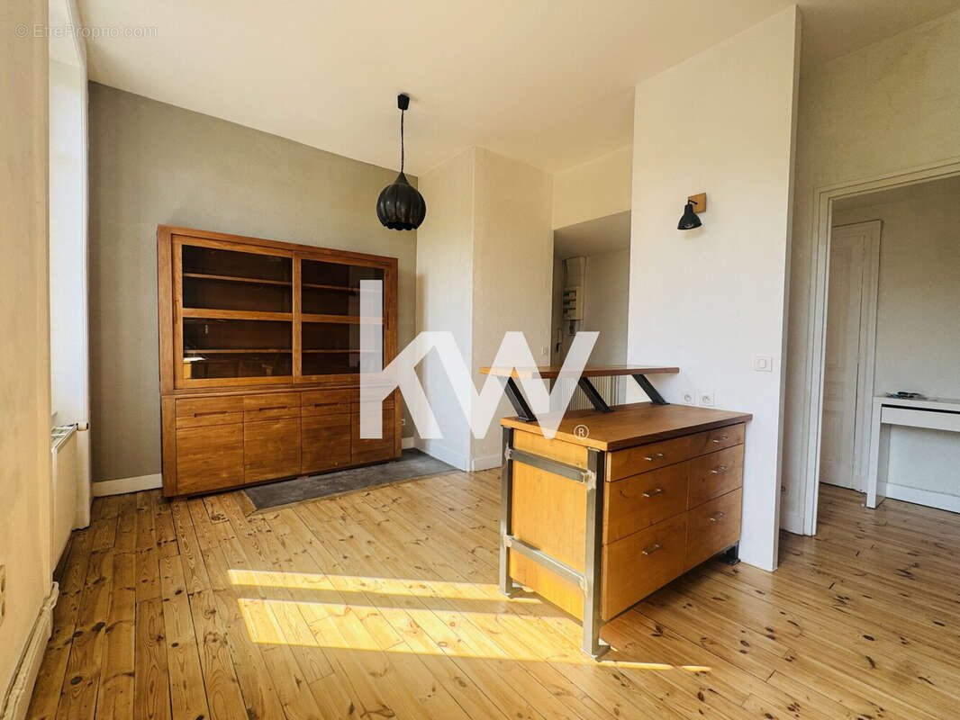 Appartement à SAINT-ETIENNE