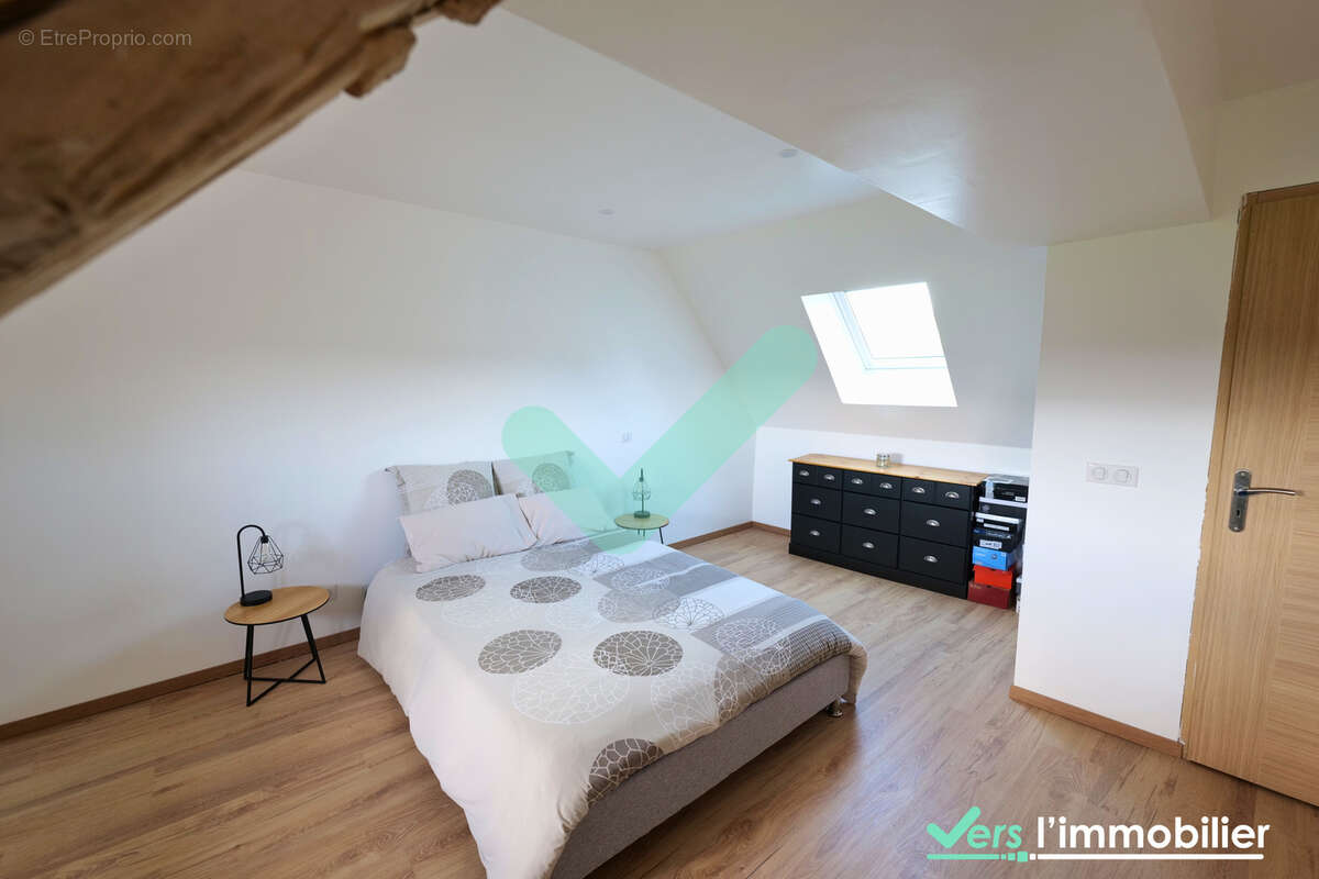 Maison à MONTMIRAIL