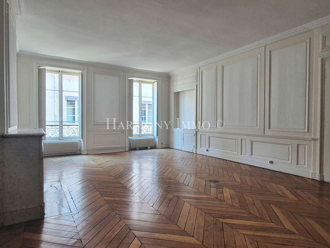 Appartement à LYON-2E