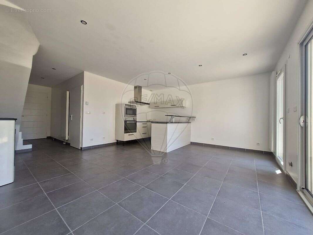 Maison 2 chambre(s) à vendre - photo 2