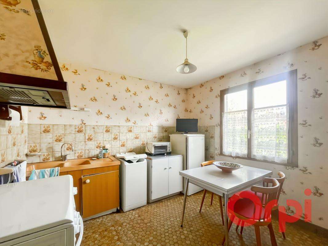 Maison à SAINT-AMAND-MONTROND