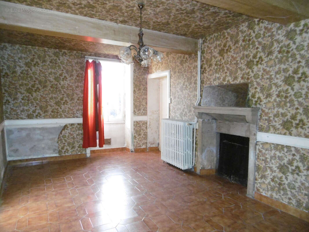 Photo 9 - Maison à SAINT-CHRISTOPHE-EN-BRIONNAIS