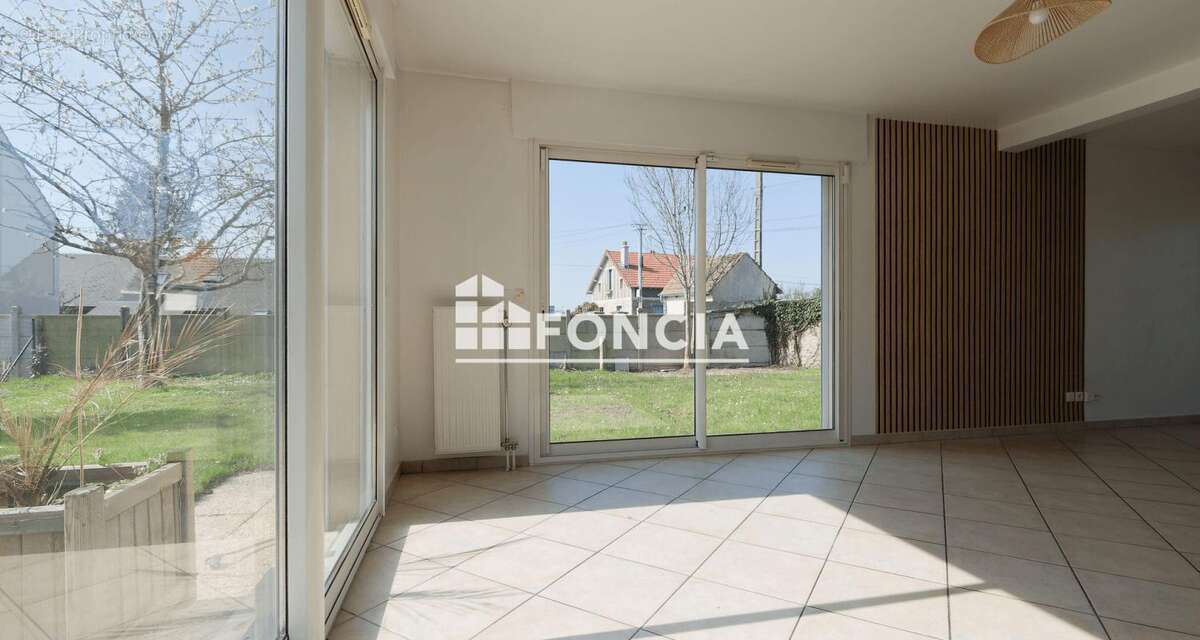 Maison à PRINGY