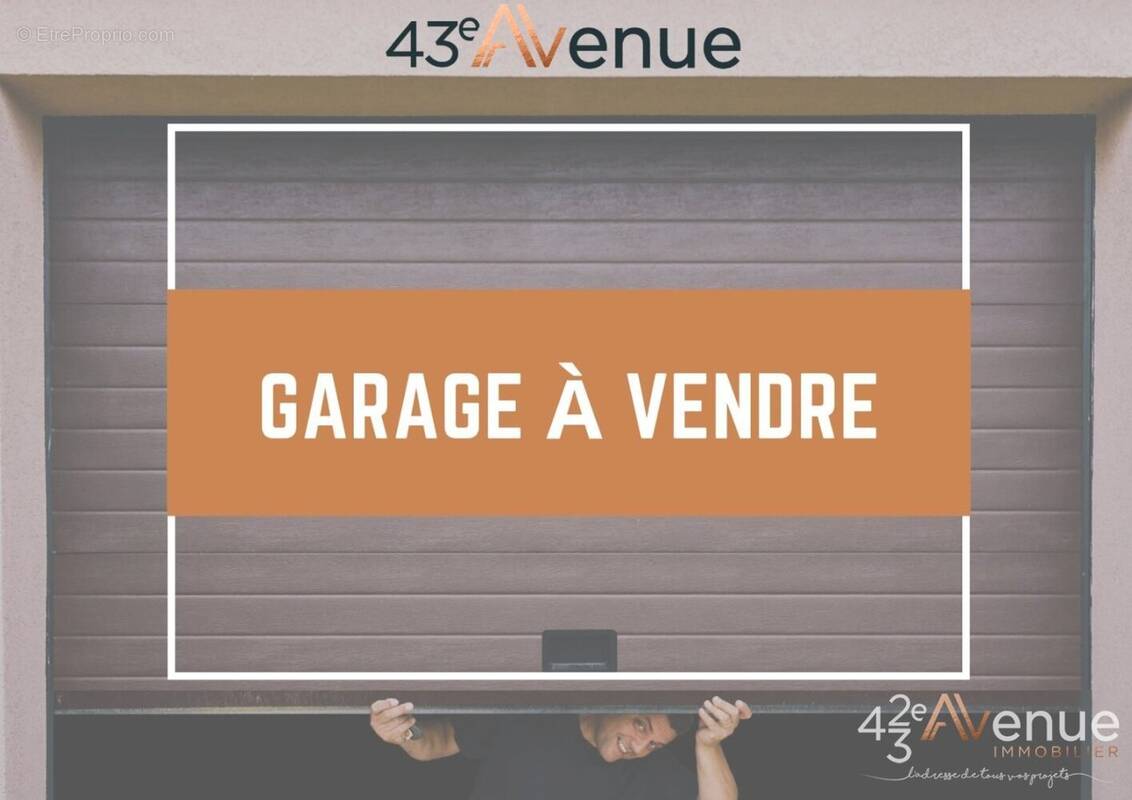 Parking à LA RICAMARIE