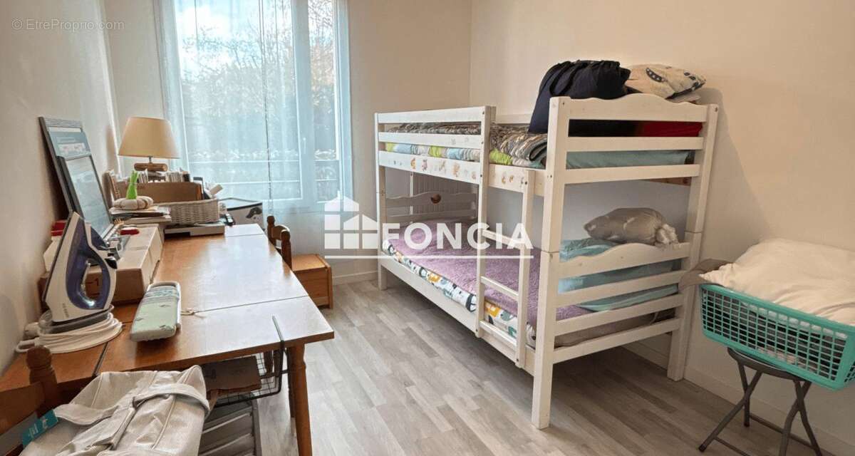 Appartement à SAINT-CYR-SUR-LOIRE