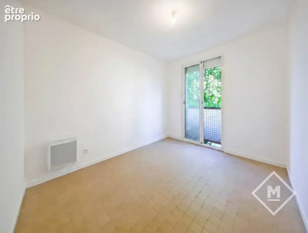 Vente Type 3 53 m2 lumineux traversant vue jardins Michelet 13009 - photo 6