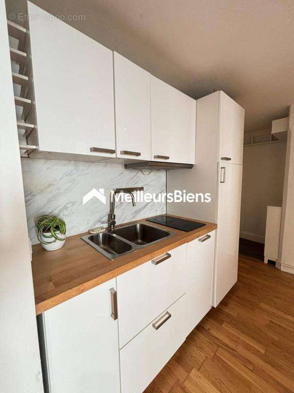 Appartement à PARIS-12E