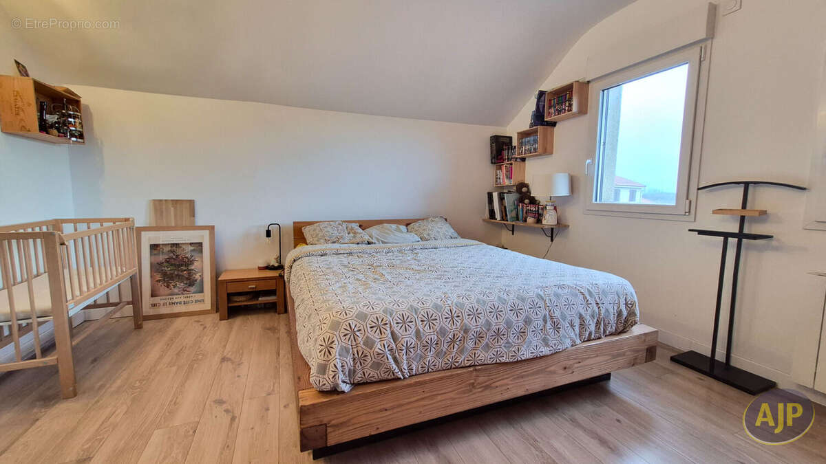 Maison à SAINT-COLOMBAN