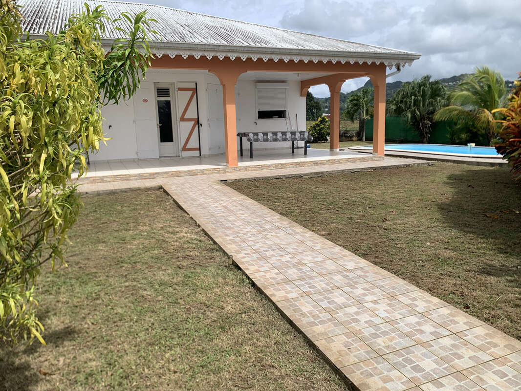 Maison à LE LAMENTIN