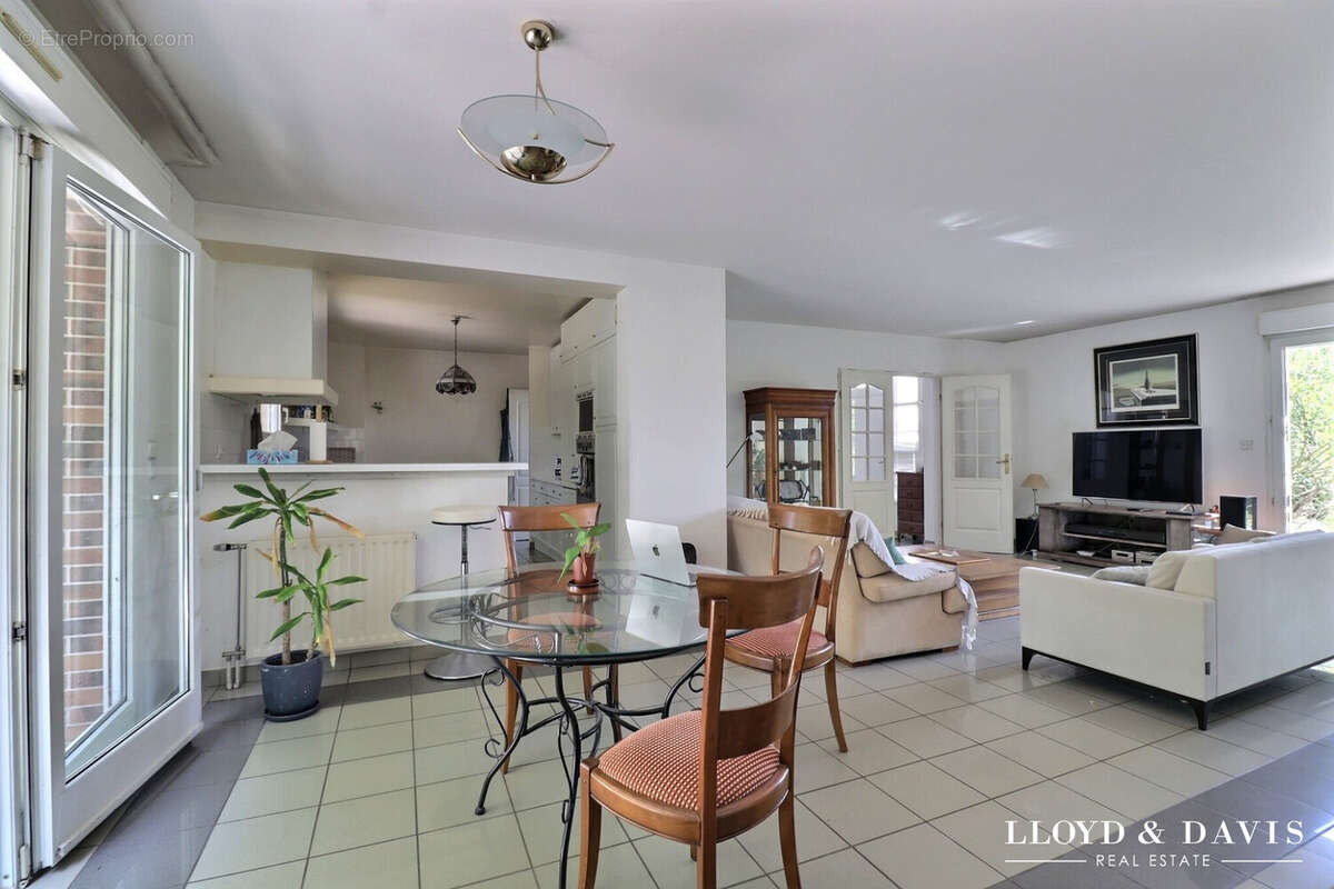 Maison à FORGES-LES-BAINS