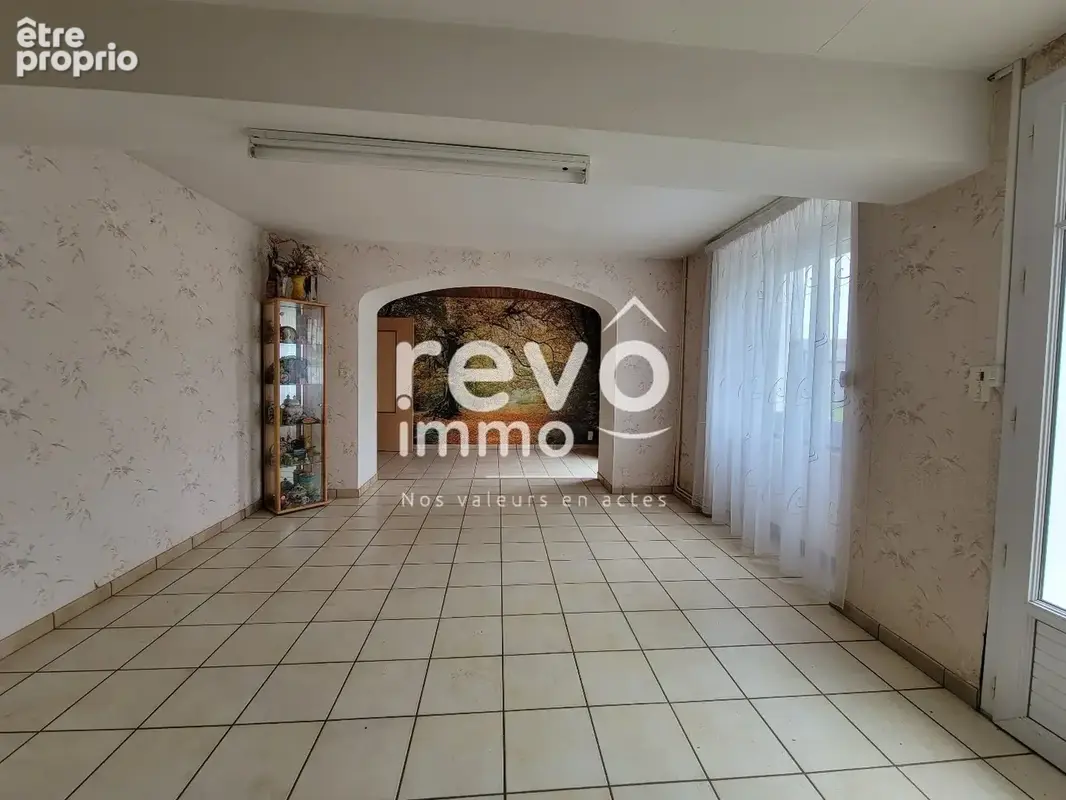 Maison 6 pièces 147 m² à vendre à La Remaudiere (44430) - photo 2