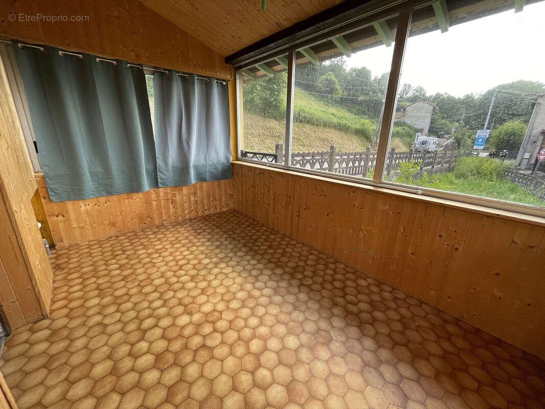 Photo 3 - Maison à AMPLEPUIS