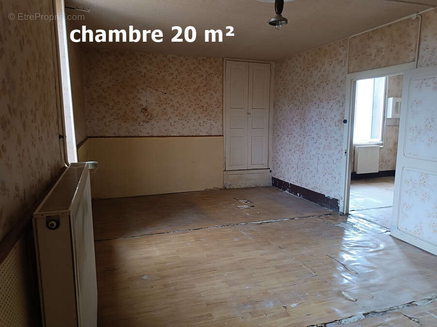 Maison à CORNUSSE