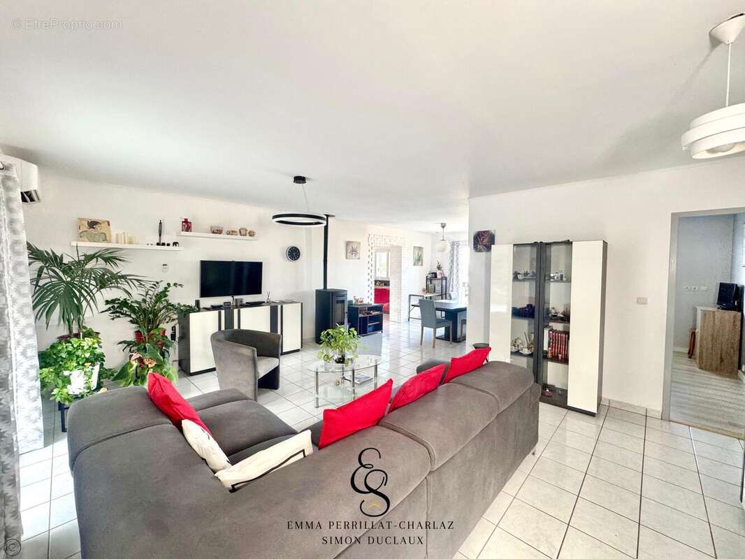 Photo 4 - Maison à DAVEZIEUX