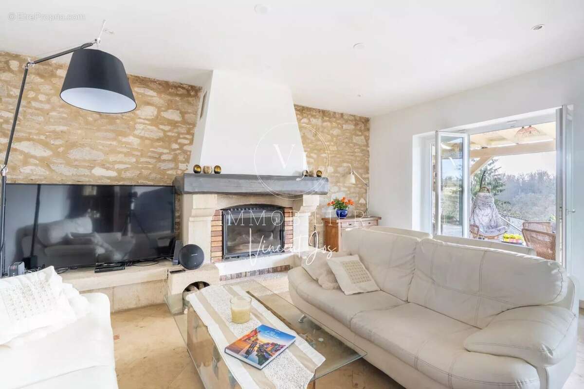 Maison à FONTENAY-SAINT-PERE