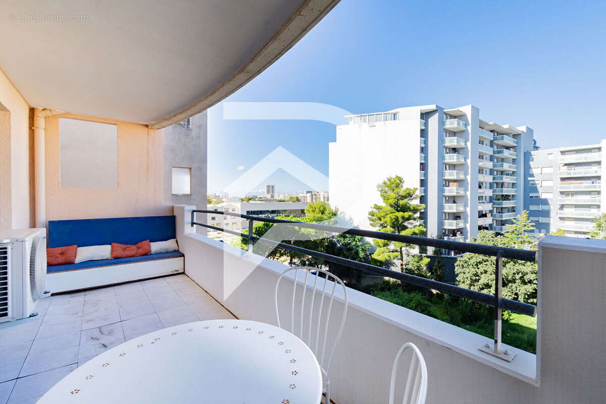 Appartement à MARSEILLE-10E