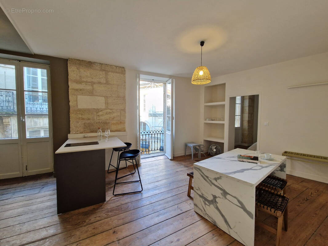Appartement à BORDEAUX