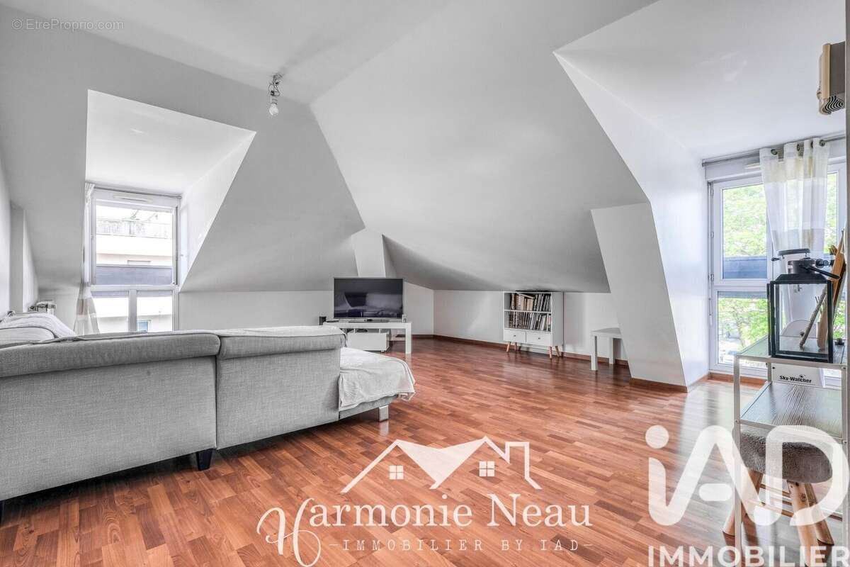Photo 2 - Appartement à VAUJOURS
