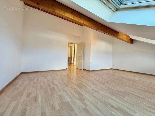 Appartement à DIVONNE-LES-BAINS