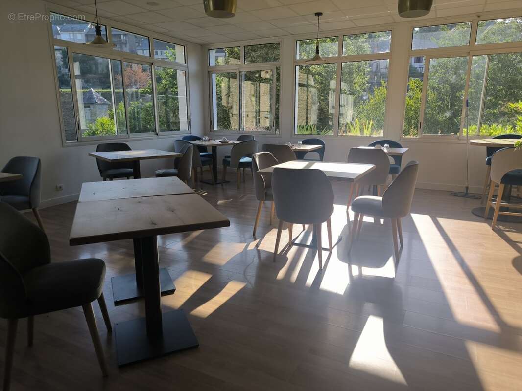 Murs d'un hôtel-restaurant à vendre UZERCHE (19) - photo 10