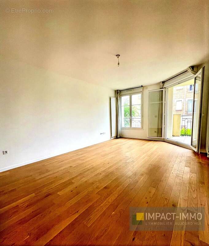 Appartement à LA GARENNE-COLOMBES
