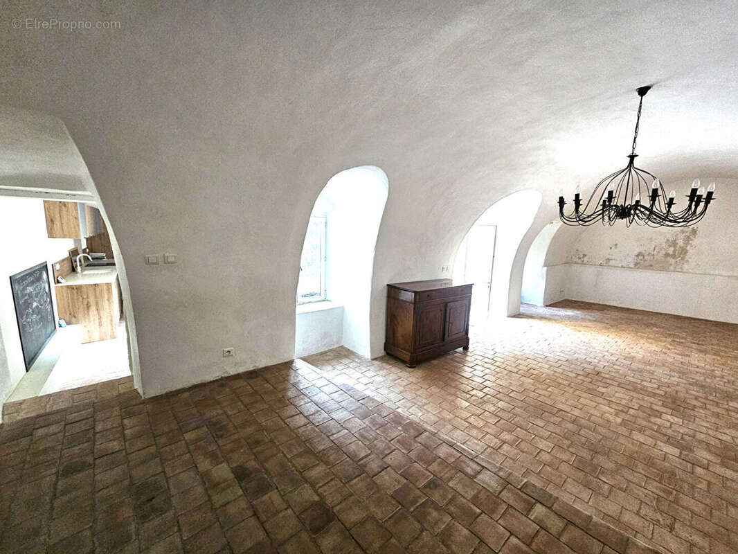 Maison familiale  au charme provençal - photo 5