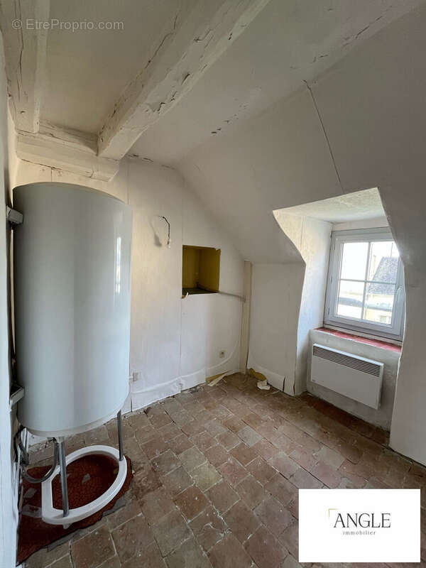 Maison à FRESNAY-SUR-SARTHE