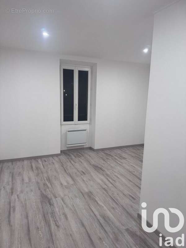 Photo 6 - Appartement à MONTEREAU-FAULT-YONNE