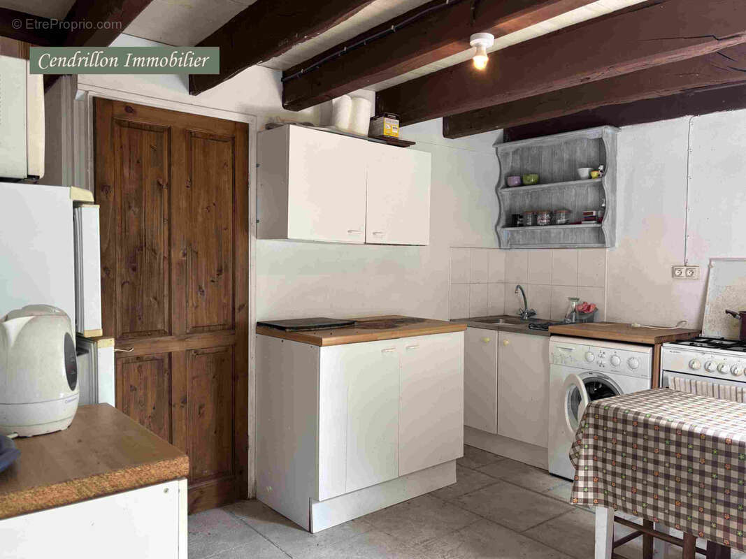 Projet rénovation ! Maison indépendante 70m2 habitables, en pierre avec terrain, près du Lac de Vassivière. - photo 12