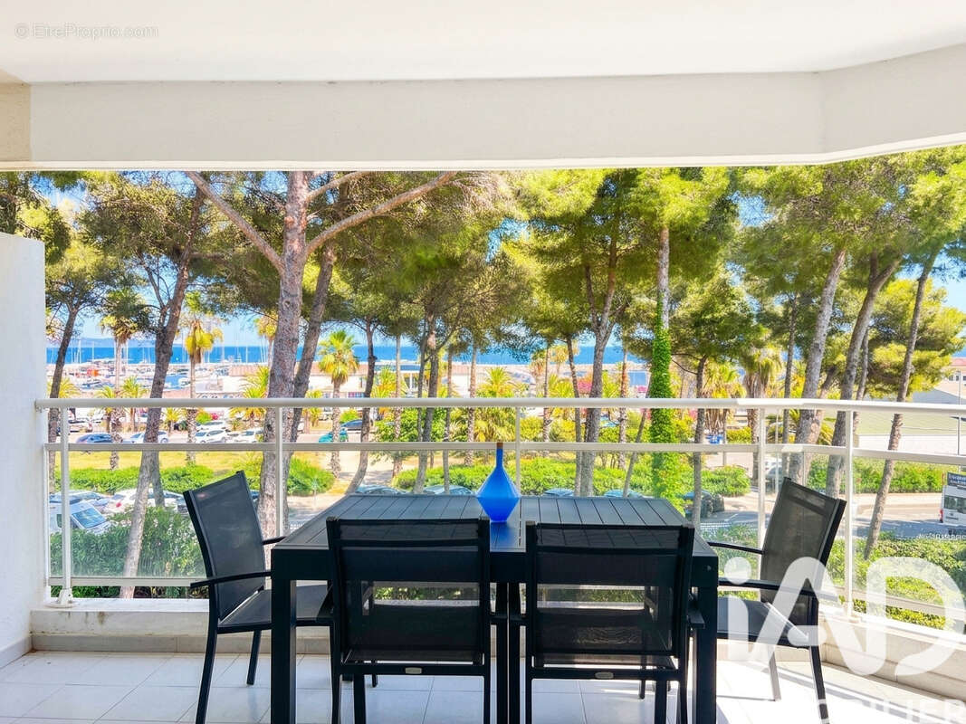 Appartement 90 m² à Hyeres  - photo 2