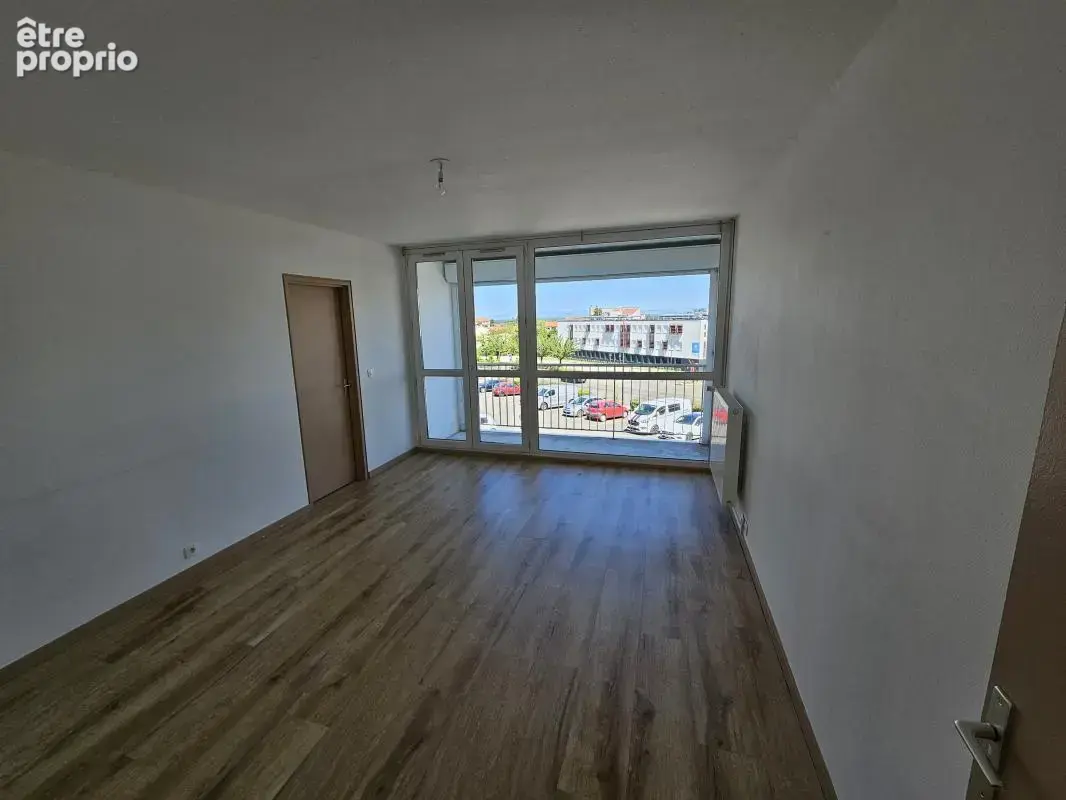Appartement 3 pièces à Montbrison - photo 2