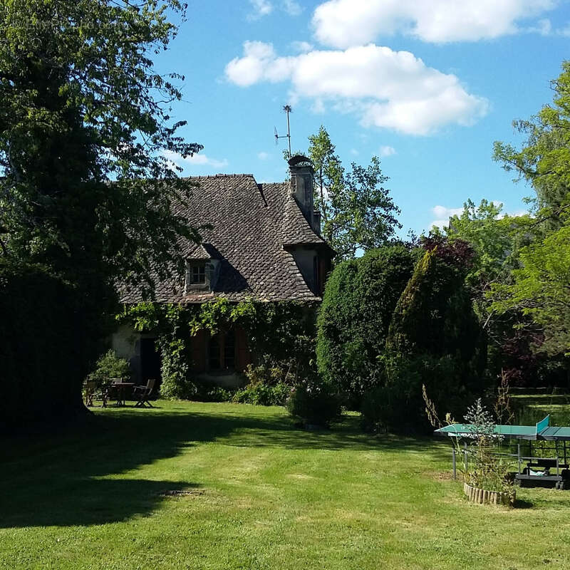 Maison à ALLY